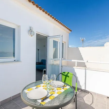 Yourhouse Monges Sea View Apartment *